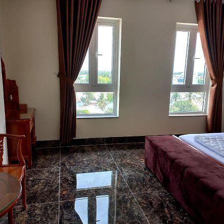 Khách sạn Hoàng Gia Bac Lieu Exterior foto
